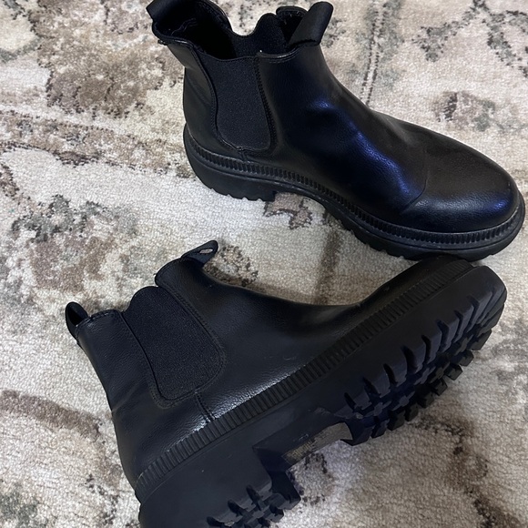 ladies H&M Boots Size 7 - Picture 2 of 5